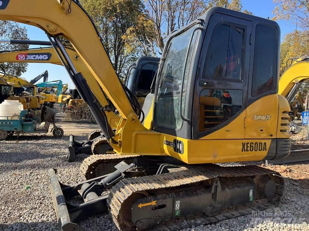 XCMG XWE60D 小型挖掘机