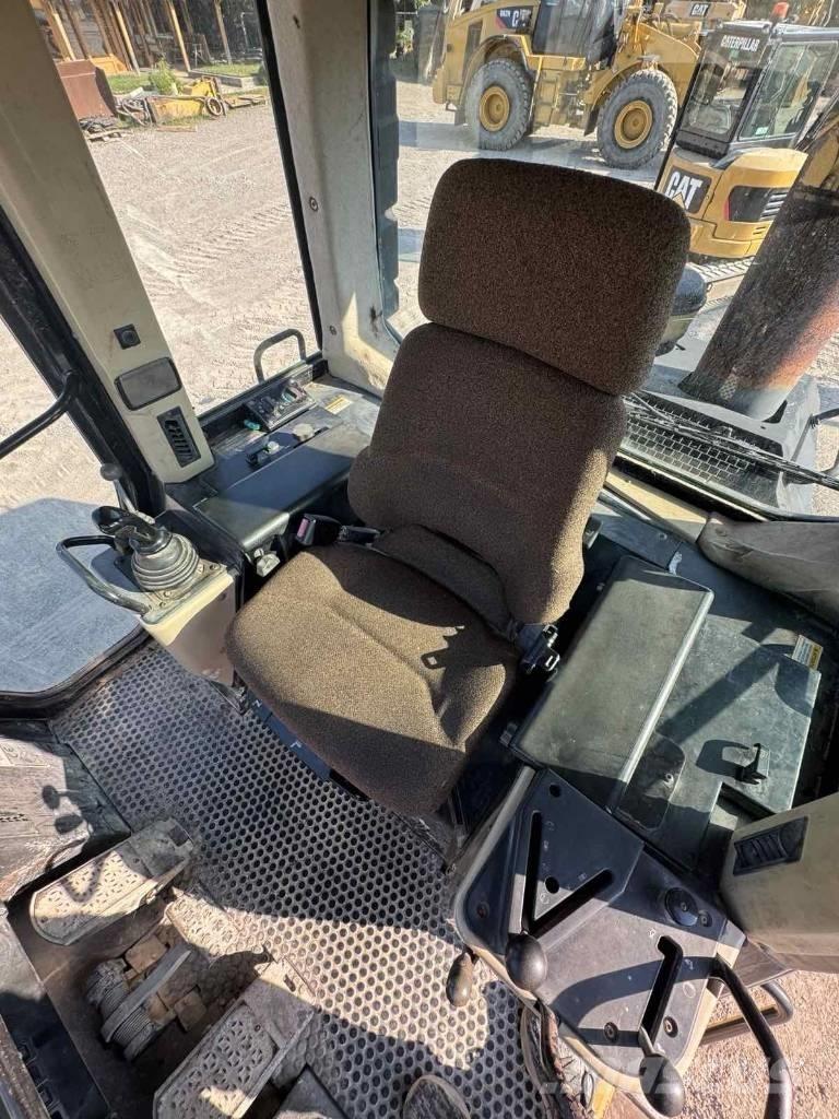 CAT 963 C 履带式装载机