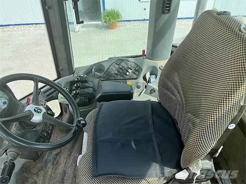 New Holland W 130B 轮式装载机