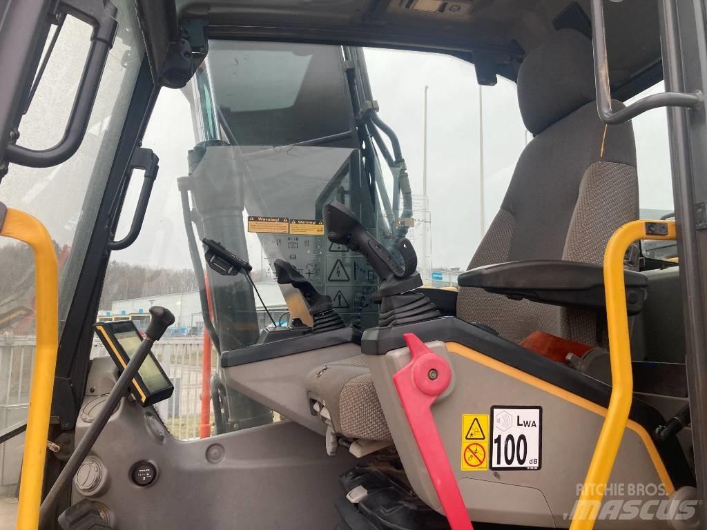 Volvo EC 140 EL 履带挖掘机