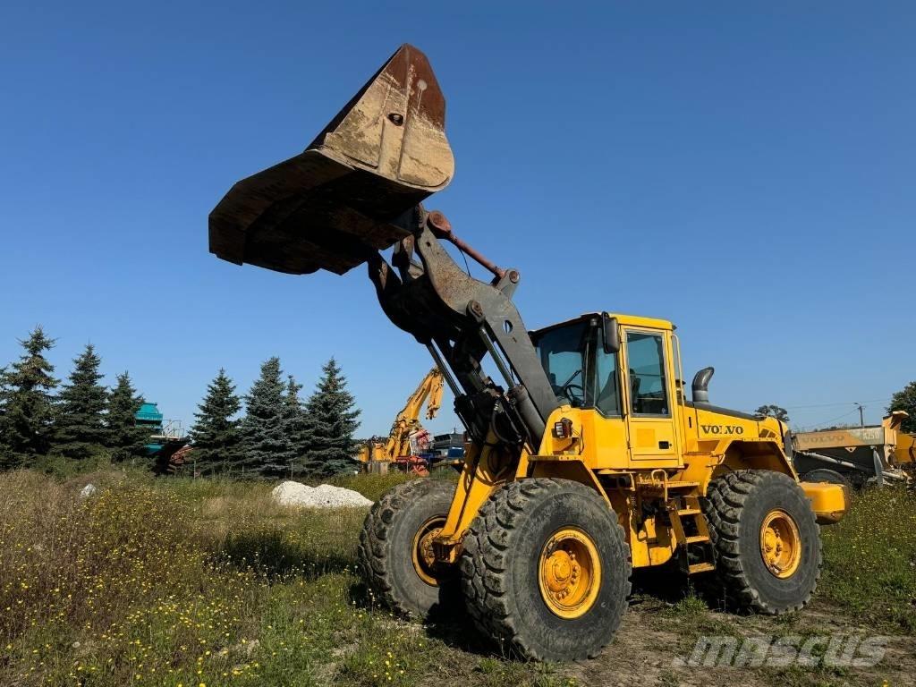 Volvo L 110 E 轮式装载机