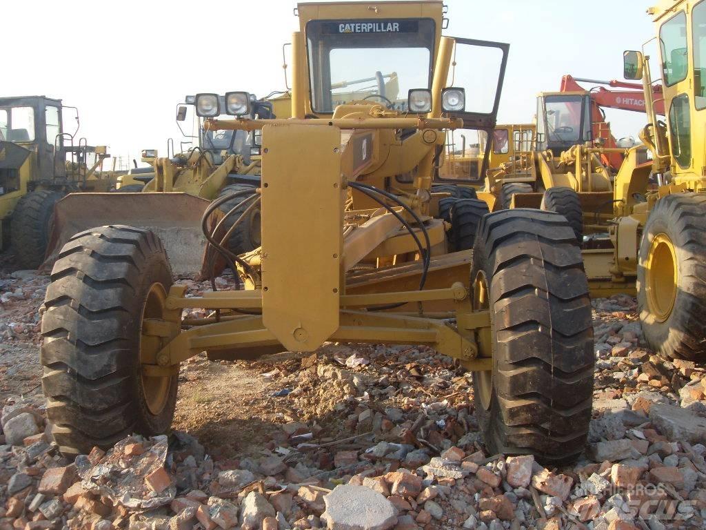 CAT 120 H 平地机/推土机