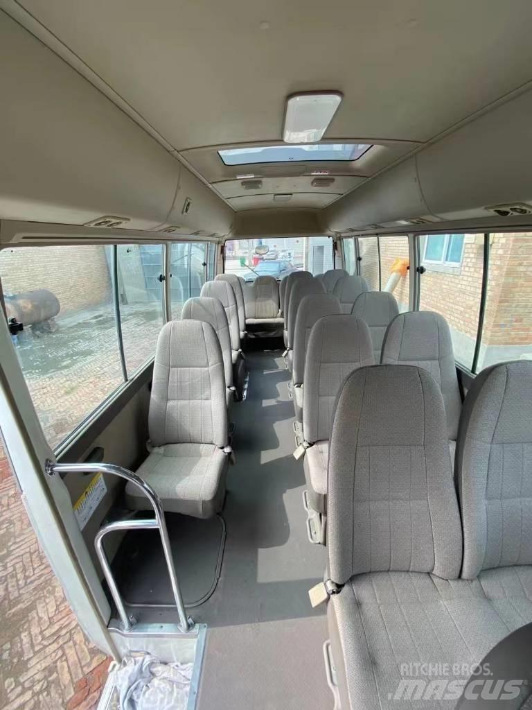 Toyota Coaster Bus 迷你巴士
