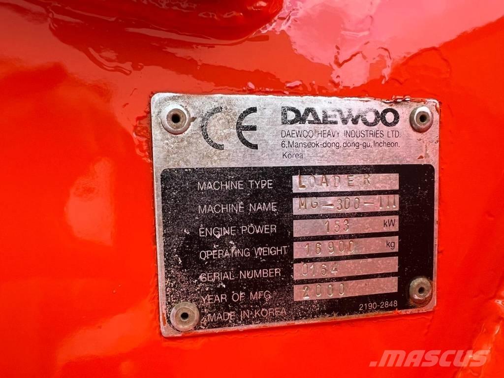 Daewoo Mega 300 III 轮式装载机