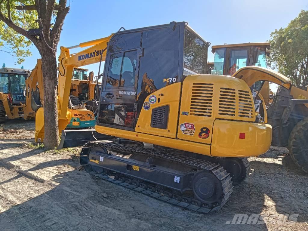 Komatsu PC 70 中型挖掘机