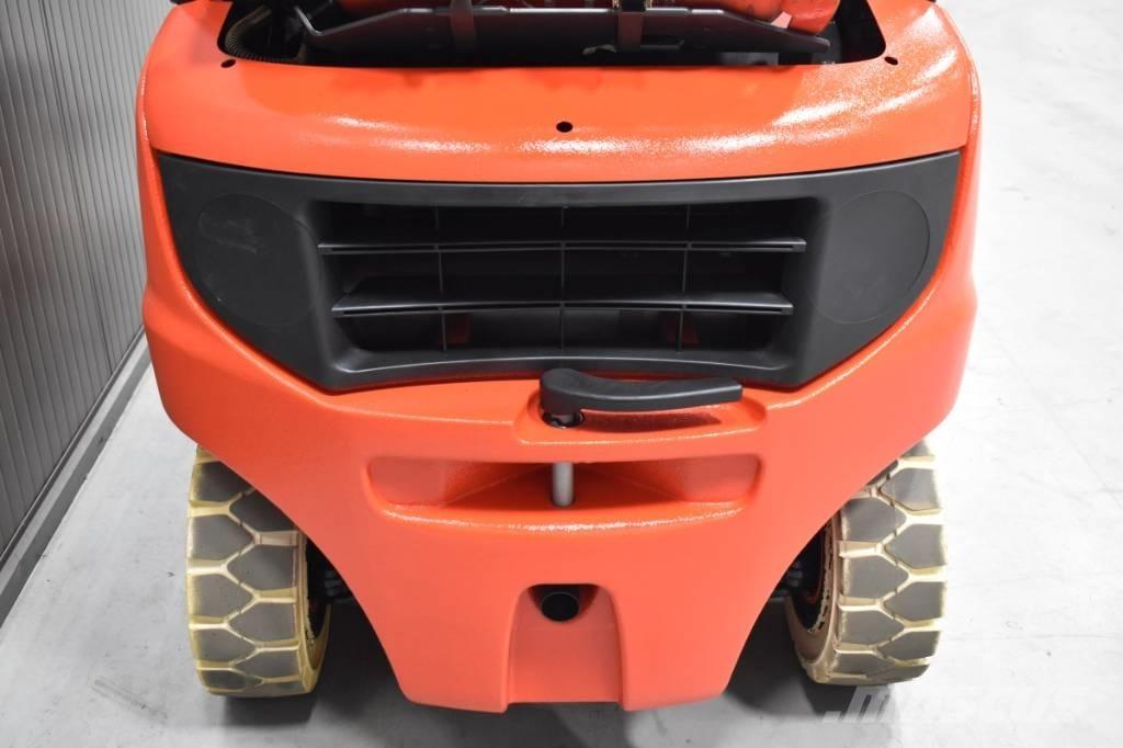 Linde H 16 T - 01 天然气叉车