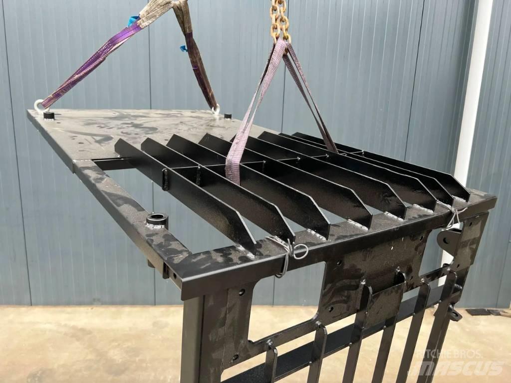 CAT 318C Guard 驾驶室与内部