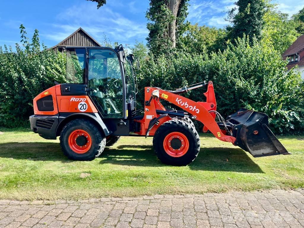 Kubota R 070 轮式装载机