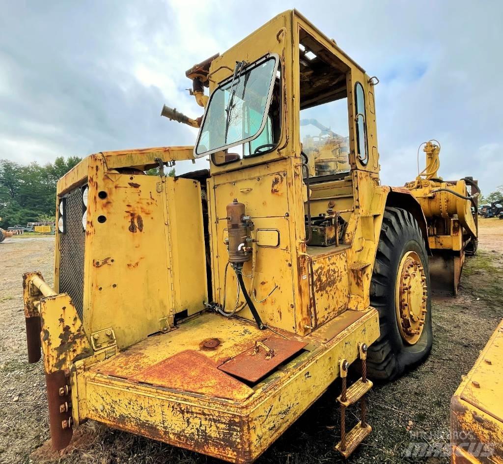 CAT 631 D 水罐车