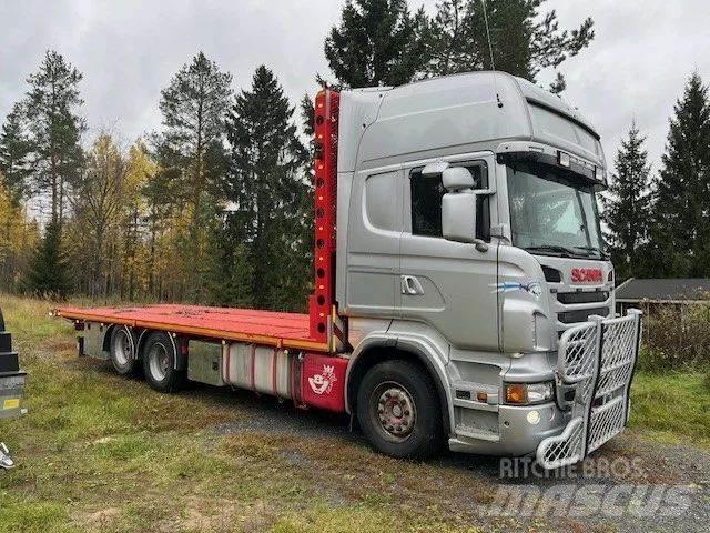 Scania R 560 6*2 平板栏板货车