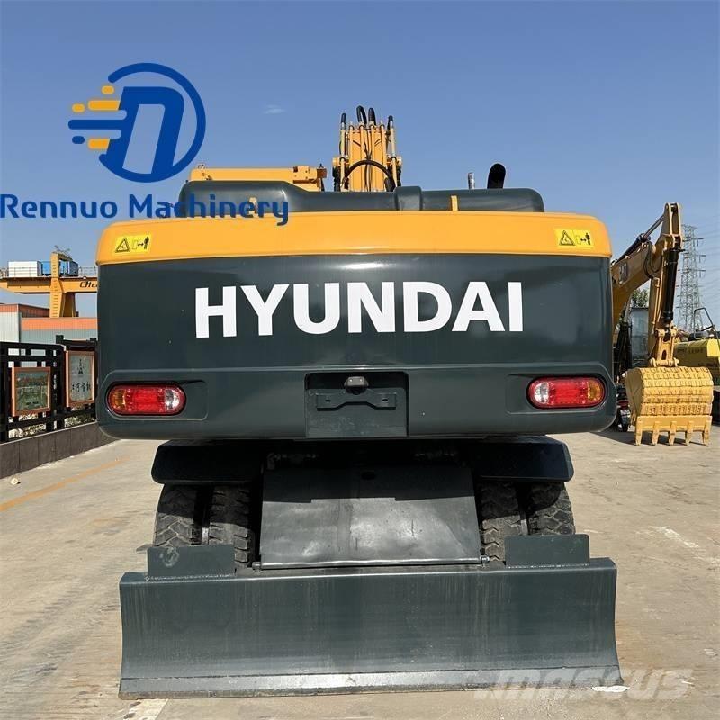 Hyundai 210W-9 轮式挖掘机