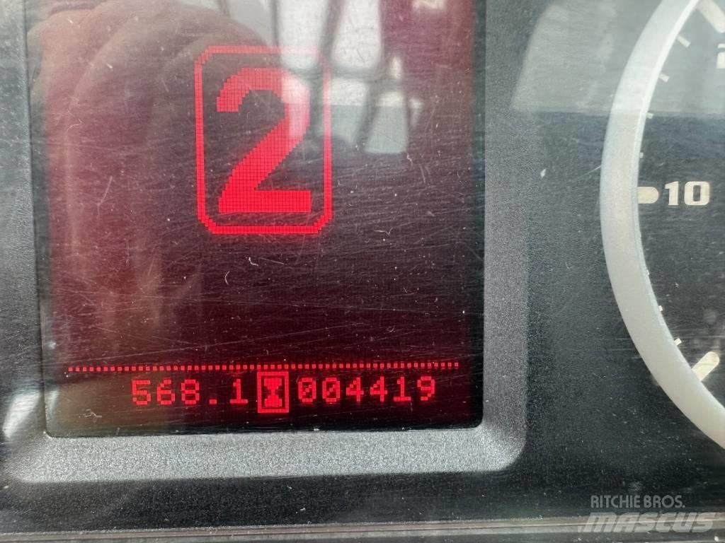 Merlo P 32.6 Plus 伸缩臂叉装车|叉装车