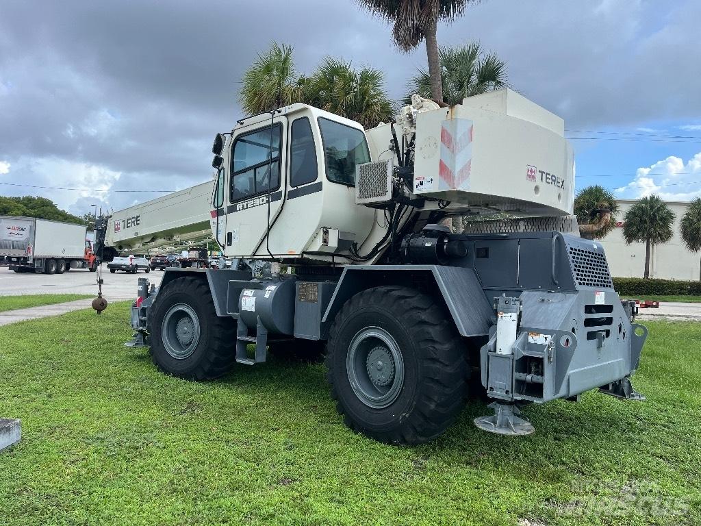 Terex RT 230-1 越野轮胎起重机︳越野吊︳越野起重机︳移动式起重机