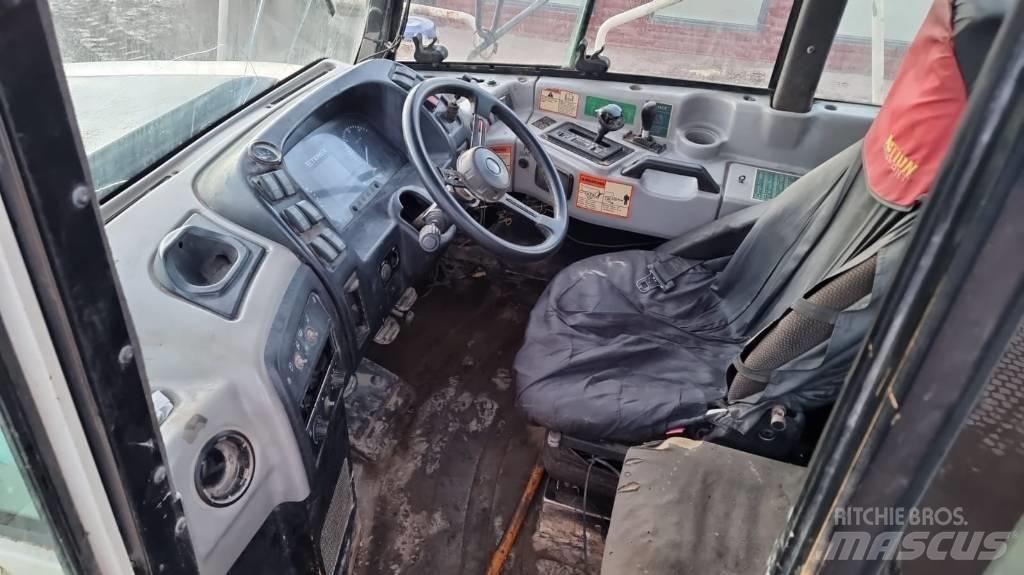 Terex TA 40 6X6 铰接式自卸车