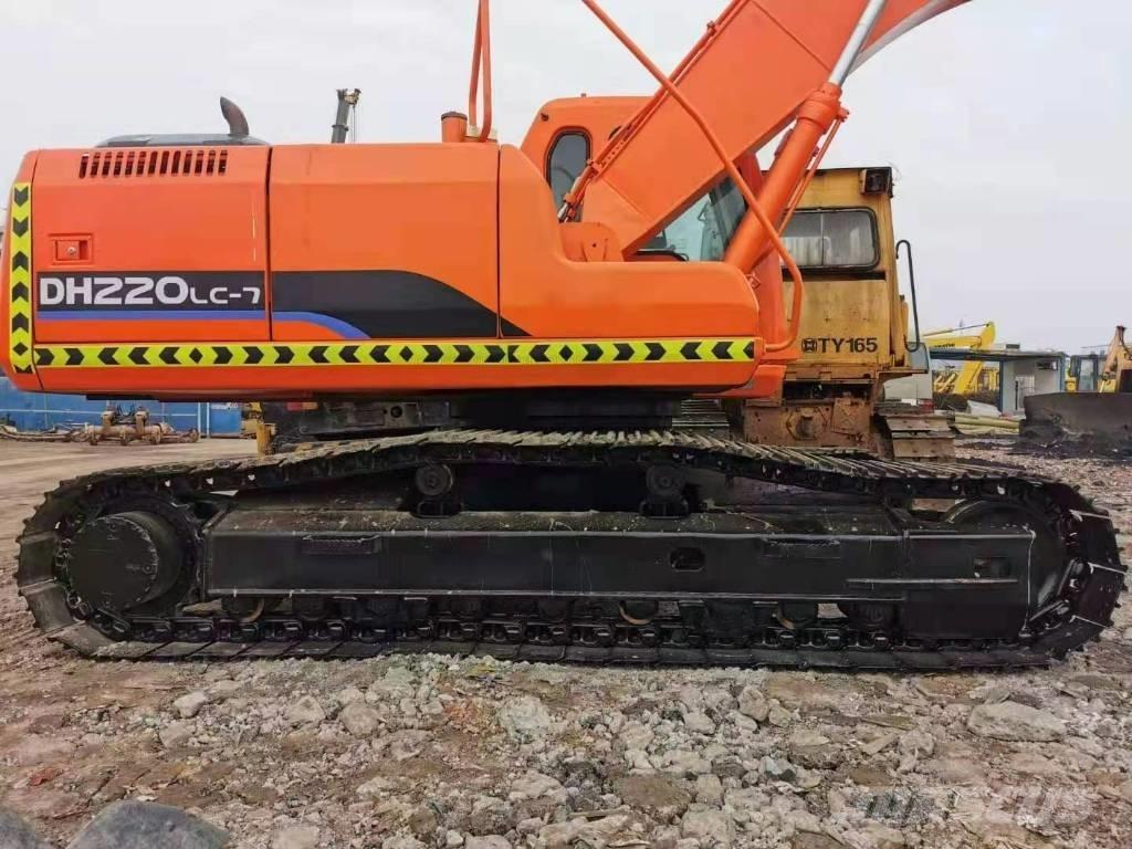 Doosan DH 220 LC-7 履带挖掘机