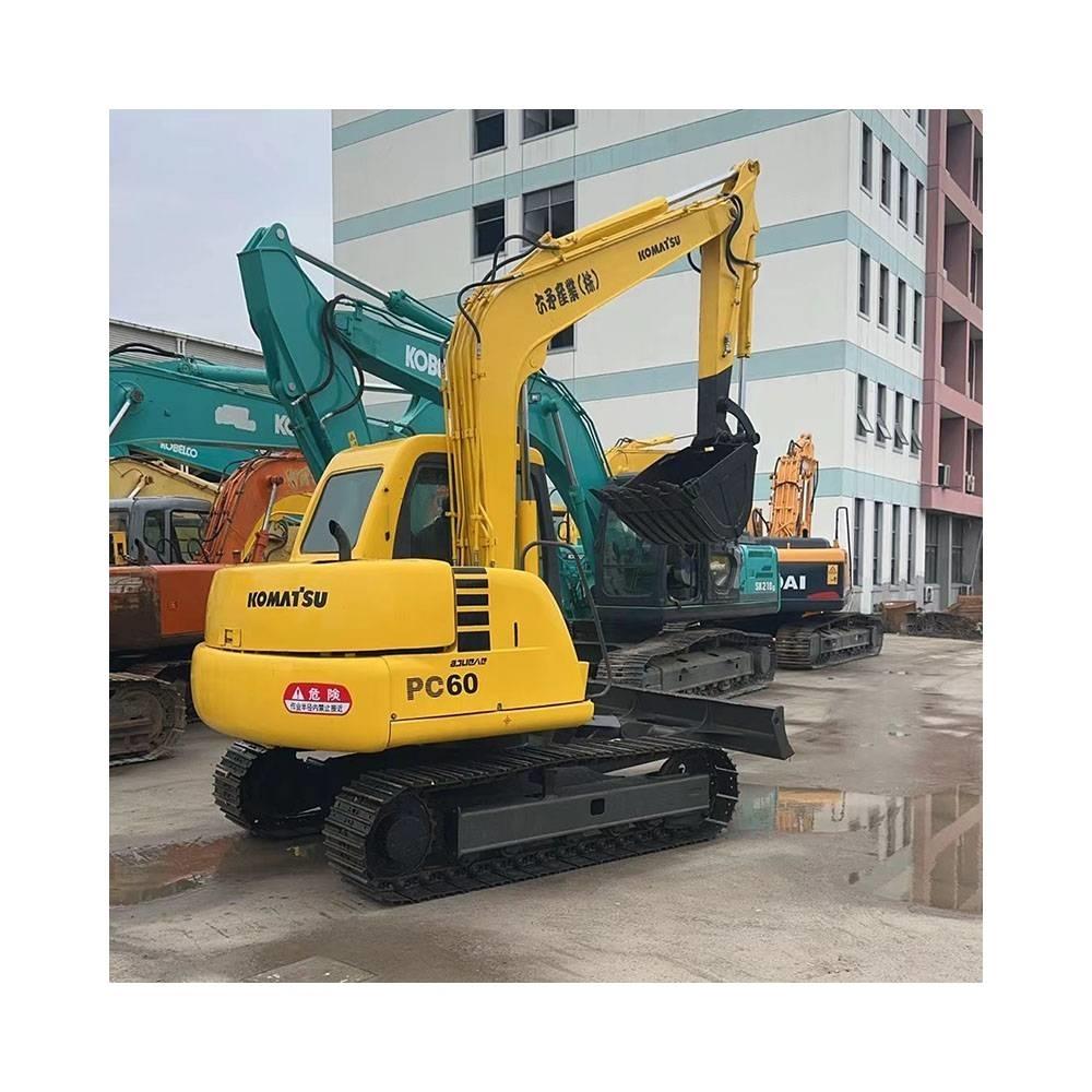 Komatsu pc60 小型挖掘机