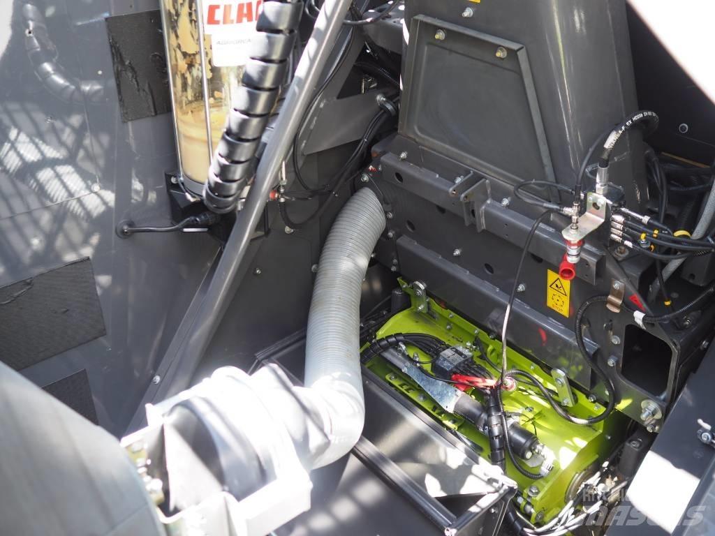 CLAAS Jaguar 860 4WD 自走式青贮饲料收割机