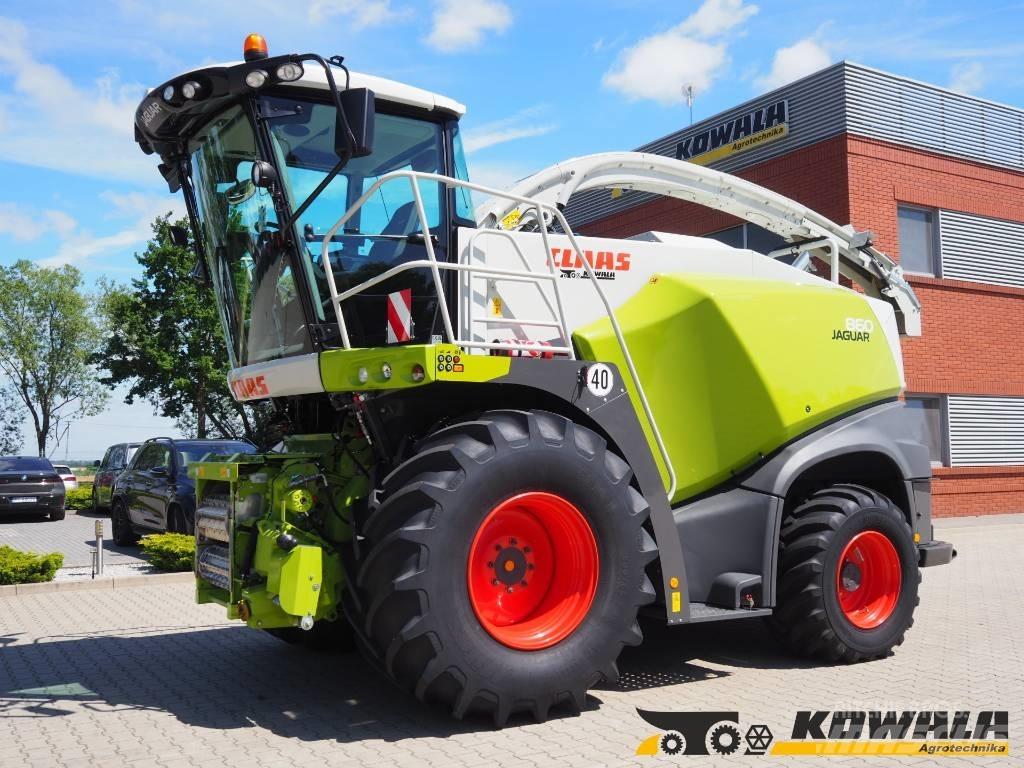 CLAAS Jaguar 860 4WD 自走式青贮饲料收割机