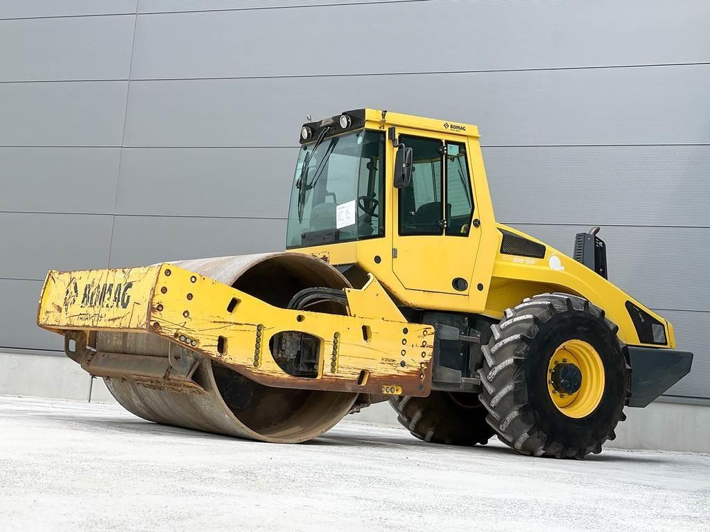 Bomag BW 216 DH-4i 单轮压路机