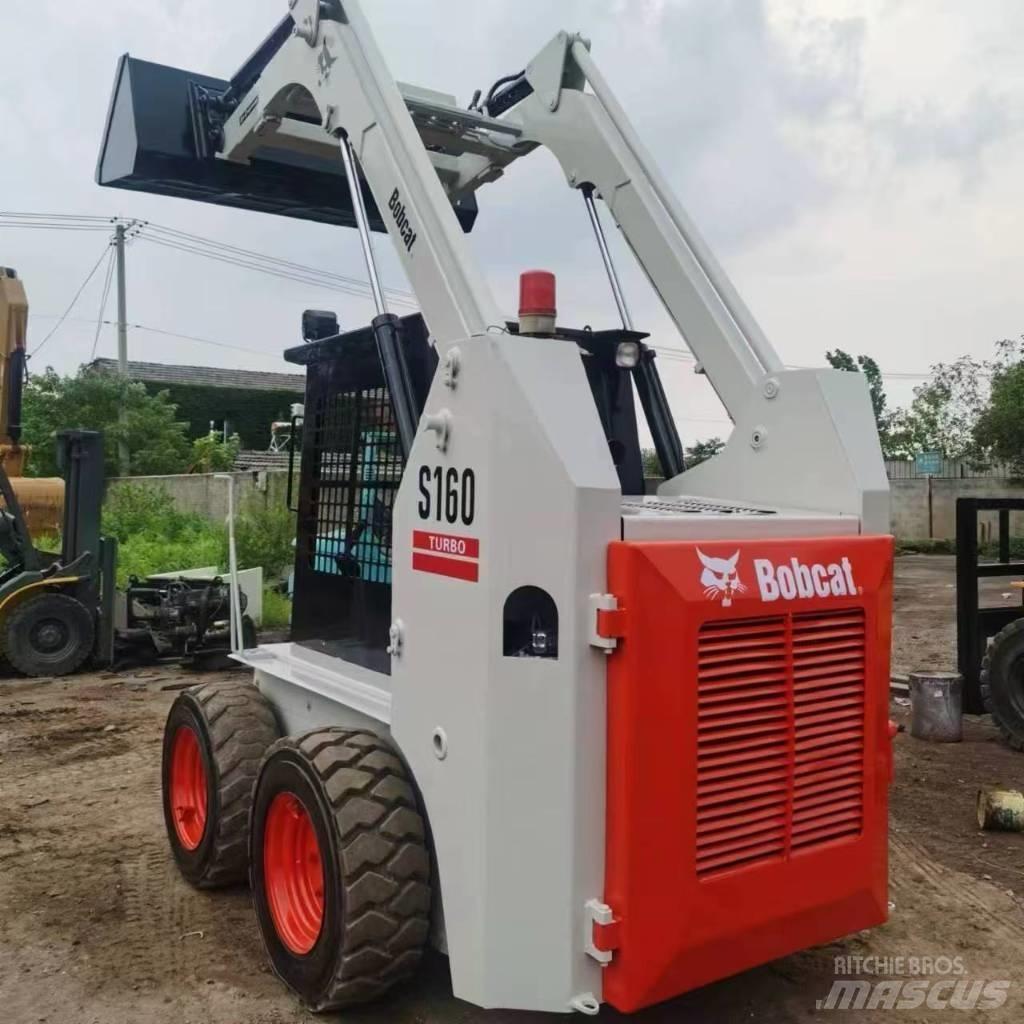 Bobcat S 160 滑移装载机