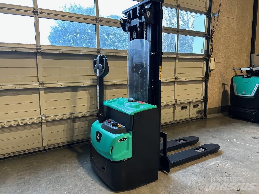 Mitsubishi SBP12N3 行走式堆垛机