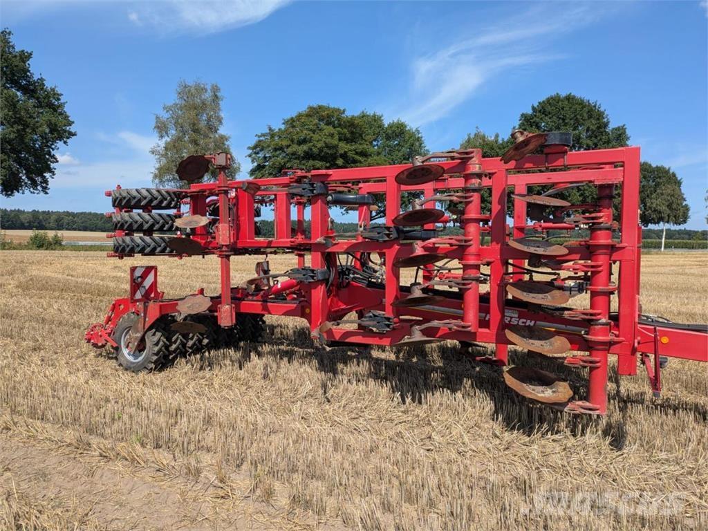 Horsch Tiger 4 MT 手扶中耕机
