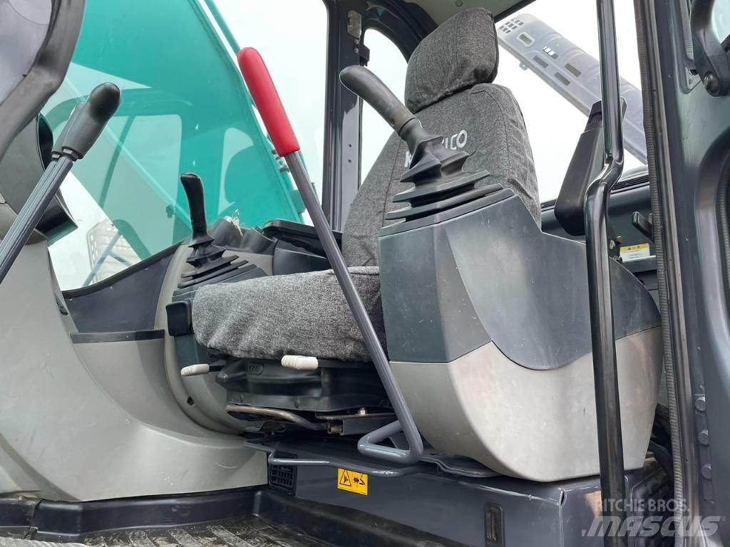 Kobelco SK 210 D 中型挖掘机