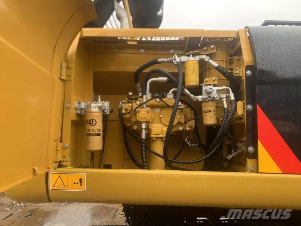 CAT 329 D 履带挖掘机
