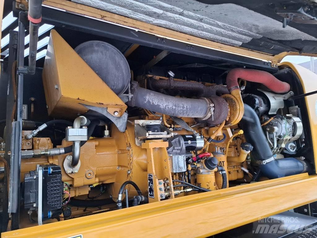 CAT 316 D 轮式挖掘机
