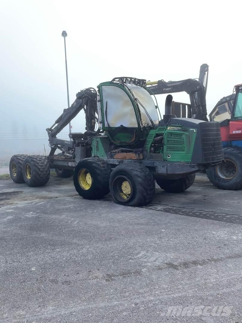 John Deere 1210E 集运机