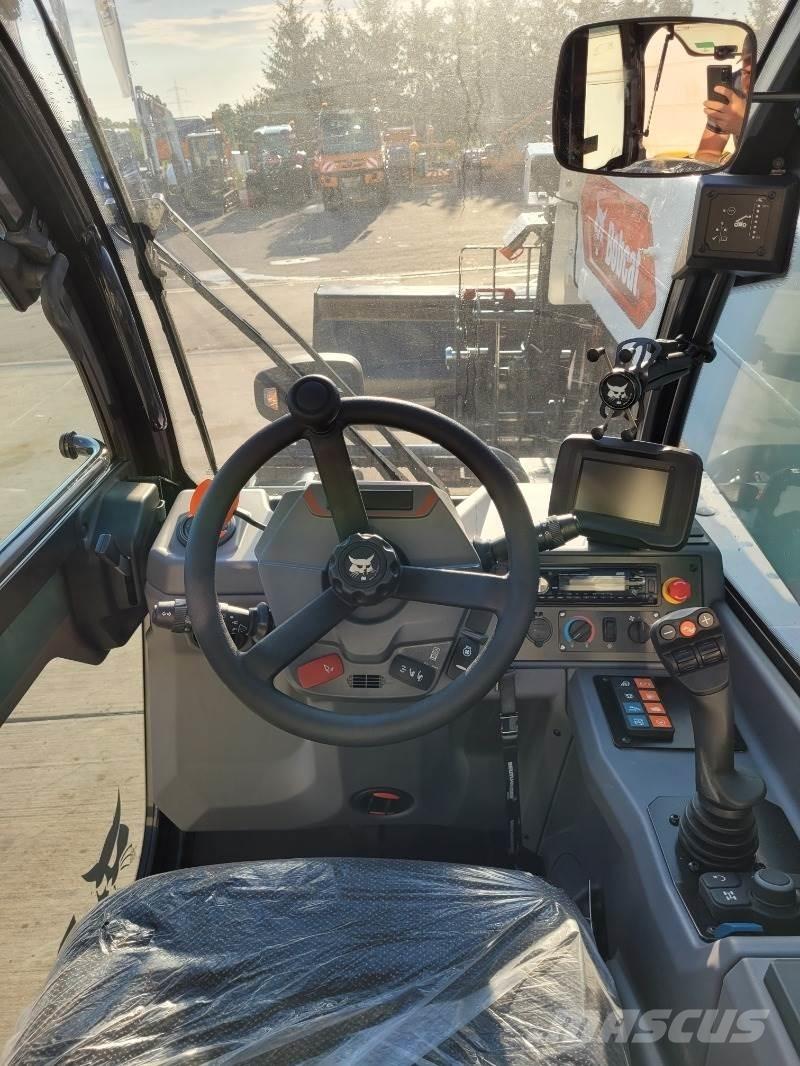 Bobcat T35130S 伸缩臂叉装车|叉装车