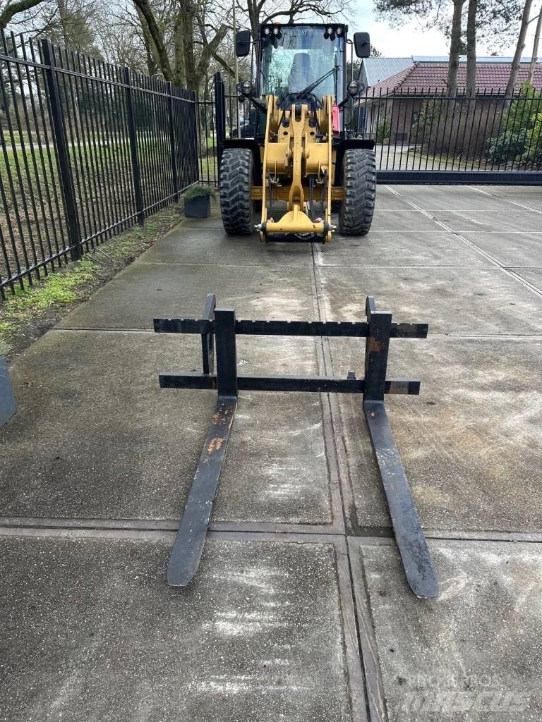 CAT 908 forks 叉子