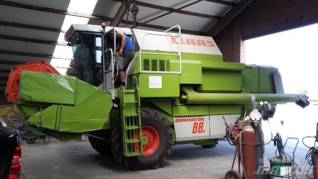 CLAAS Dominator 88 S 联合收割机