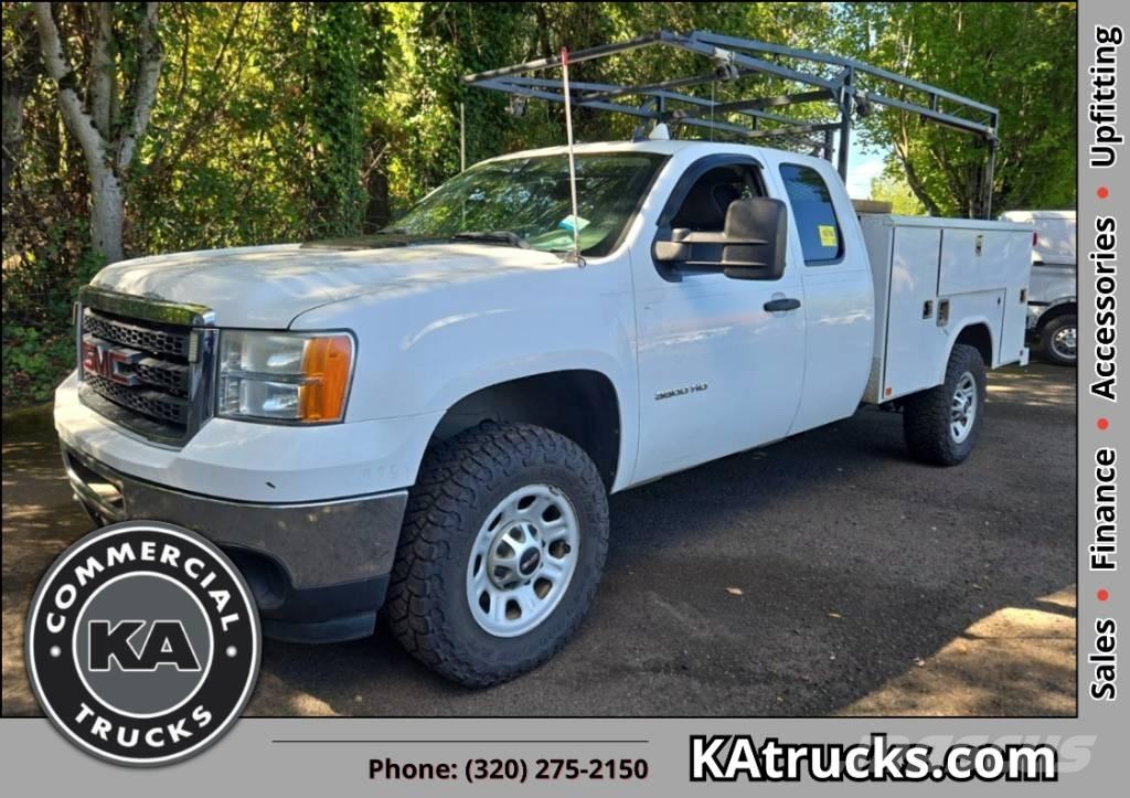 GMC Sierra 3500 HD 皮卡车