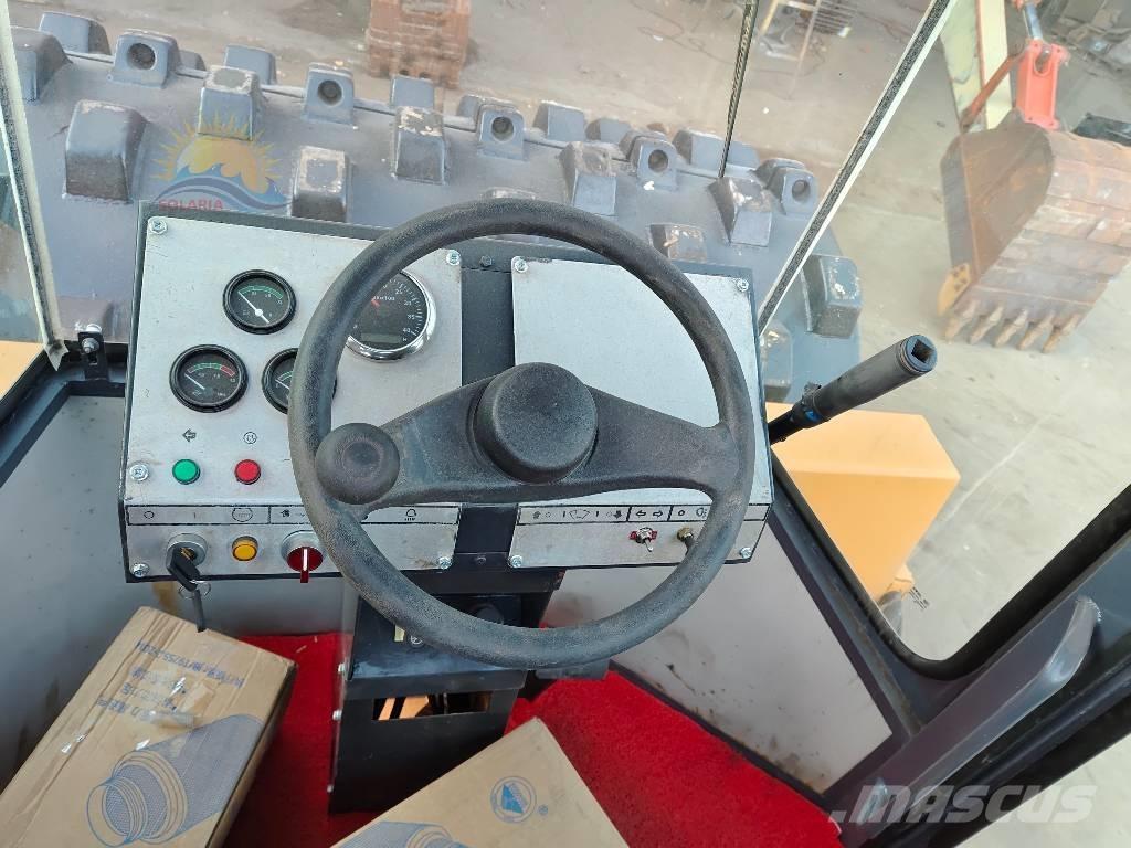 Dynapac CA 301 D 单轮压路机