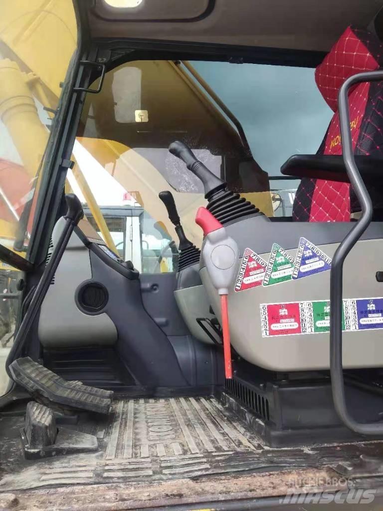 Komatsu PC 240 履带挖掘机