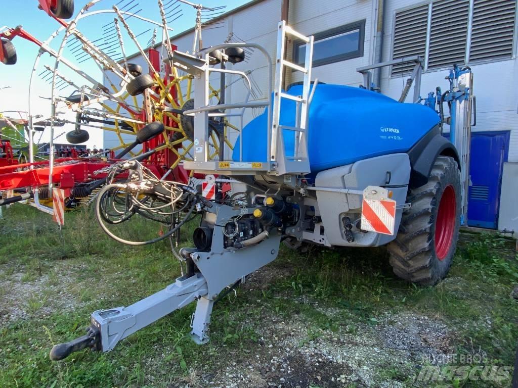 Lemken Vega 12/4000 牵引式喷雾机