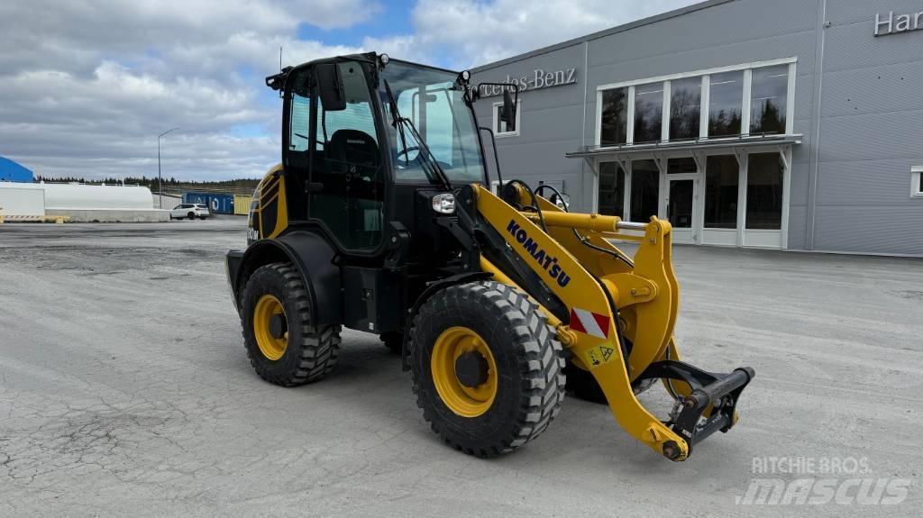 Komatsu WA 80 M 轮式装载机