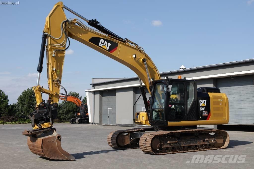 CAT 320 FL 履带挖掘机