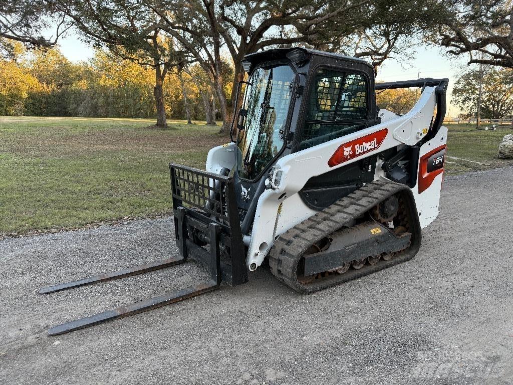 Bobcat T 64 滑移装载机