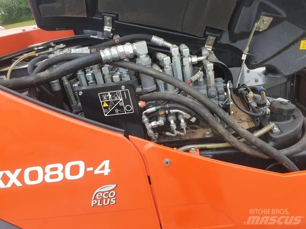 Kubota KX 080-4 中型挖掘机