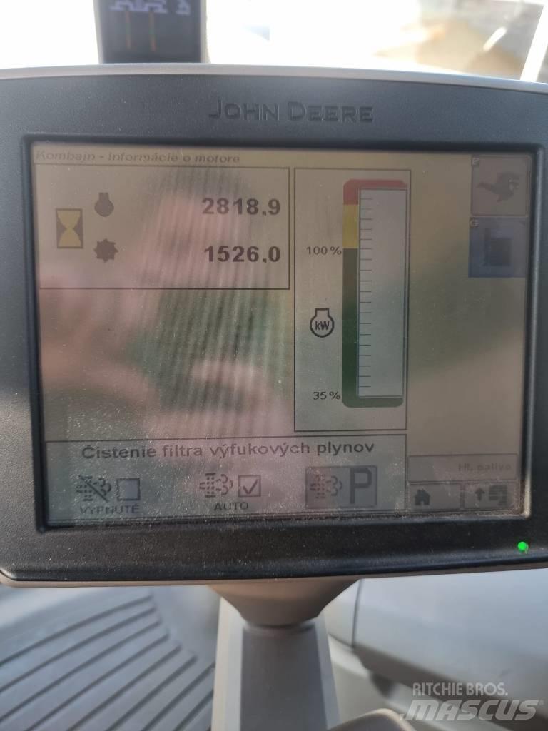 John Deere T 670 i 联合收割机