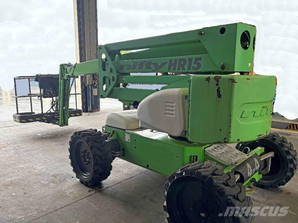 Niftylift HR15 - 4x4 曲臂高空工作平台