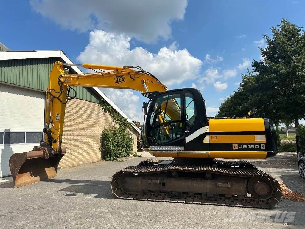 JCB JS190 LC 履带挖掘机