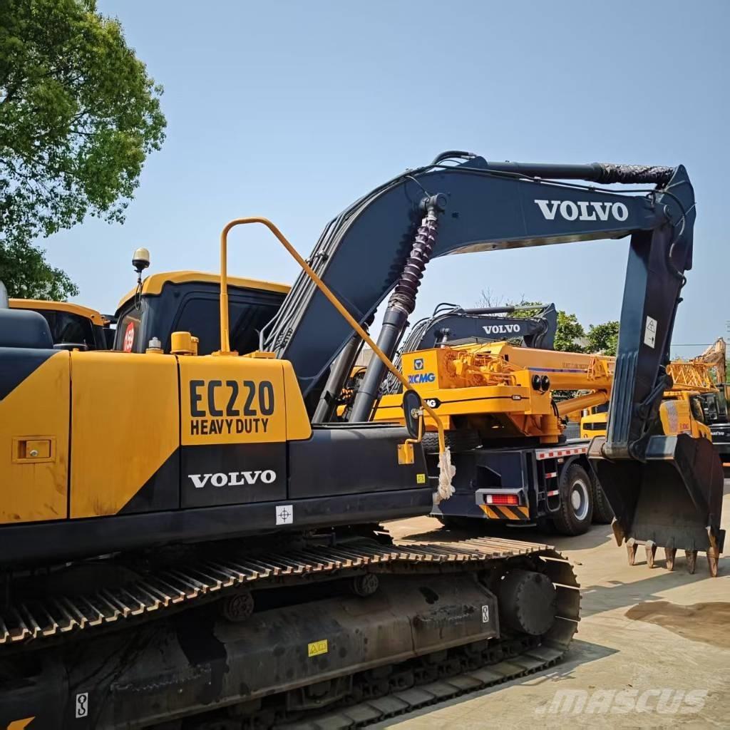 Volvo EC 220 履带挖掘机