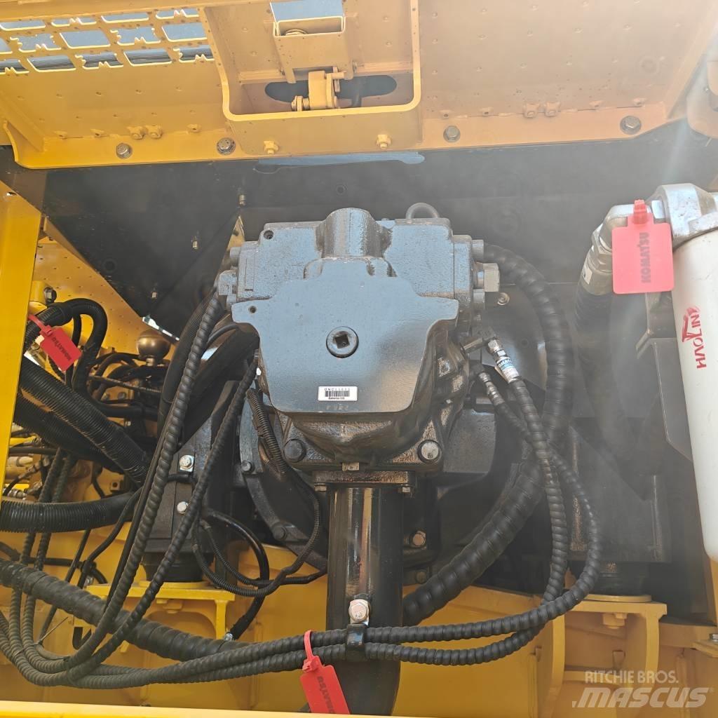 Komatsu 350-8 履带挖掘机
