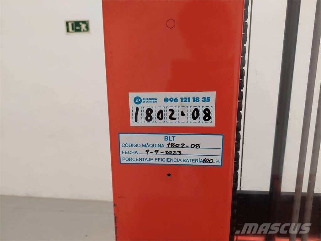 BT OME100M 高举式装载机