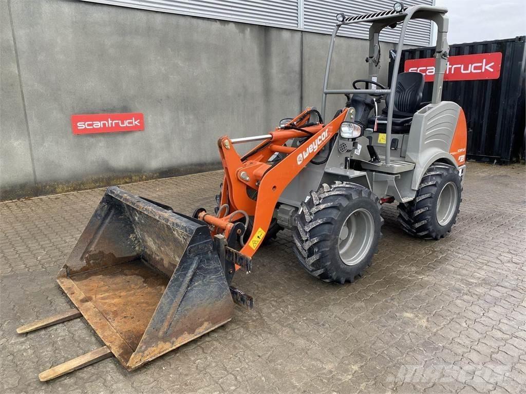 Weycor AR320 Agrar 多功能装载机