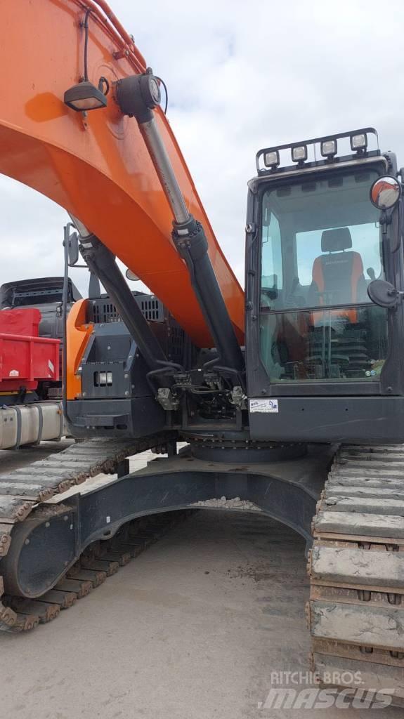 Doosan DX235LCR-5 履带挖掘机