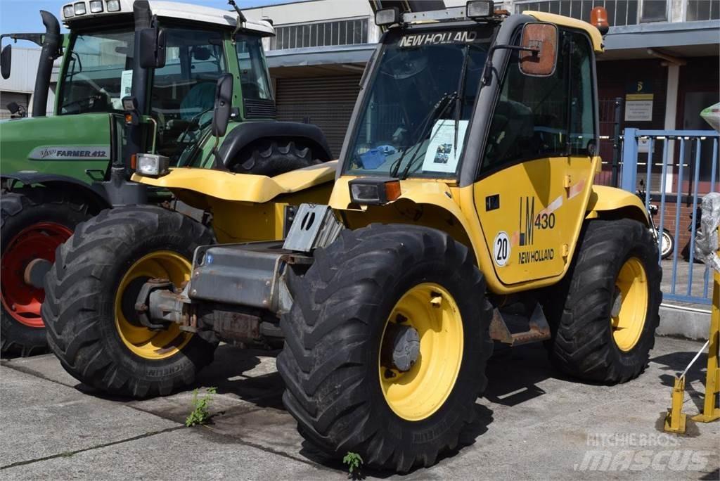New Holland LM 430 直臂高空工作平台